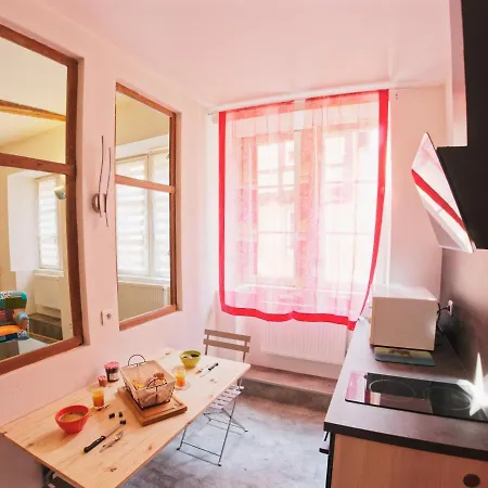 Le Haut Relais Des Seigneurs Appartement *